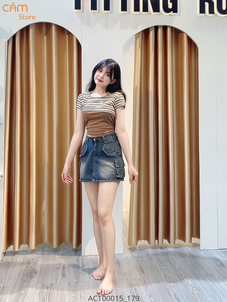 Hassy | Áo len kẻ croptop kèm áo 2 dây cổ yếm ôm body tôn dáng | Hassy.vn - Thời trang nữ hot trend