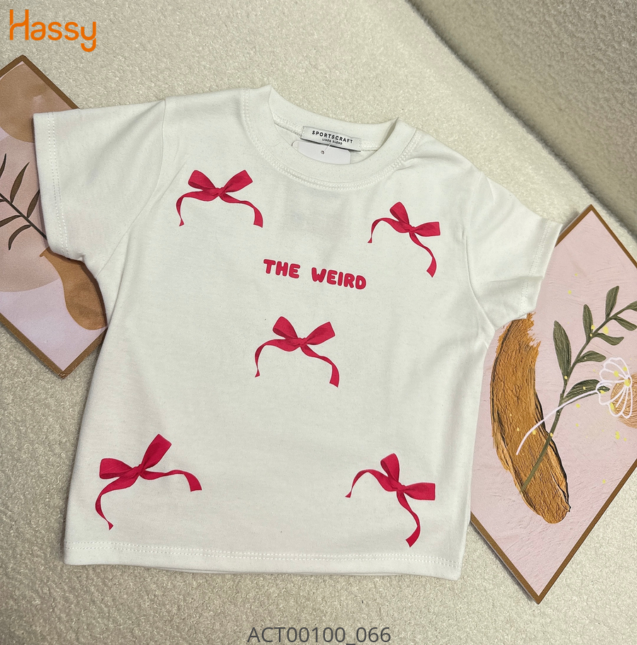 Hassy | Áo croptop in hình to nơ hồng the weird UN | Hassy.vn - Thời trang nữ hot trend