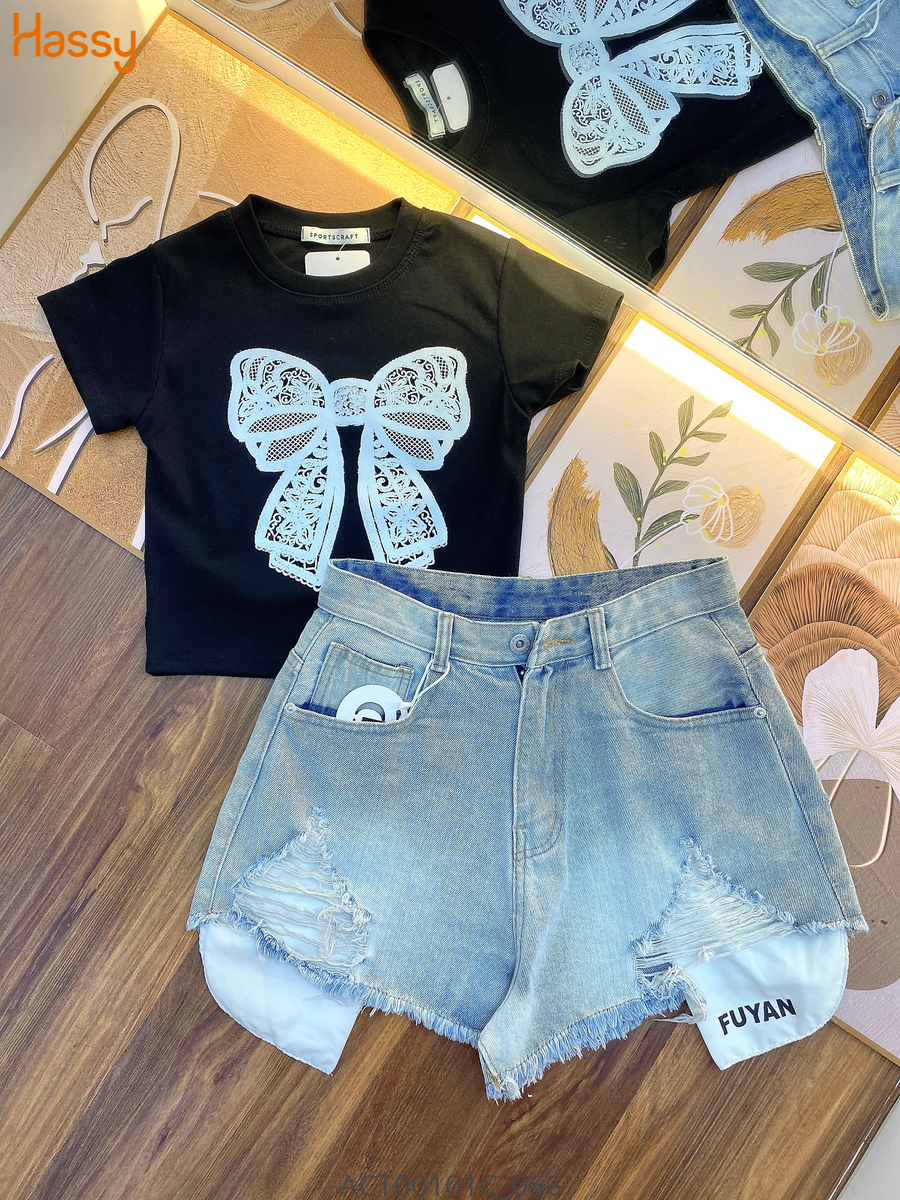 Hassy | Áo croptop inh hình nơ to dễ thương UN | Hassy.vn - Thời trang nữ hot trend