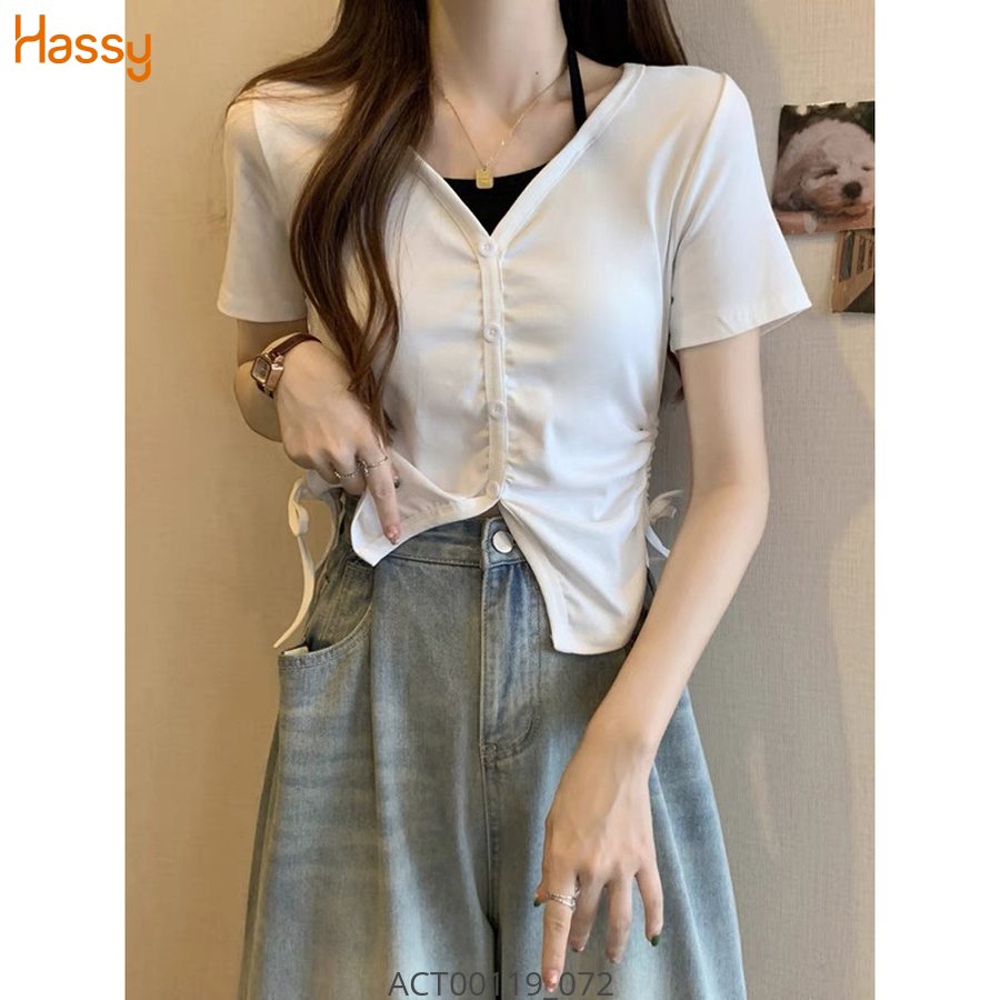 Hassy | Áo croptop cổ yếm nút giữa rút dây hai bên TLBT | Hassy.vn - Thời trang nữ hot trend