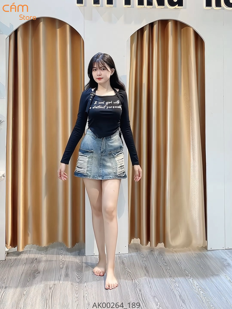 Hassy | Áo croptop tay dài cổ vuông phối đai A cool girl TK | Hassy.vn - Thời trang nữ hot trend