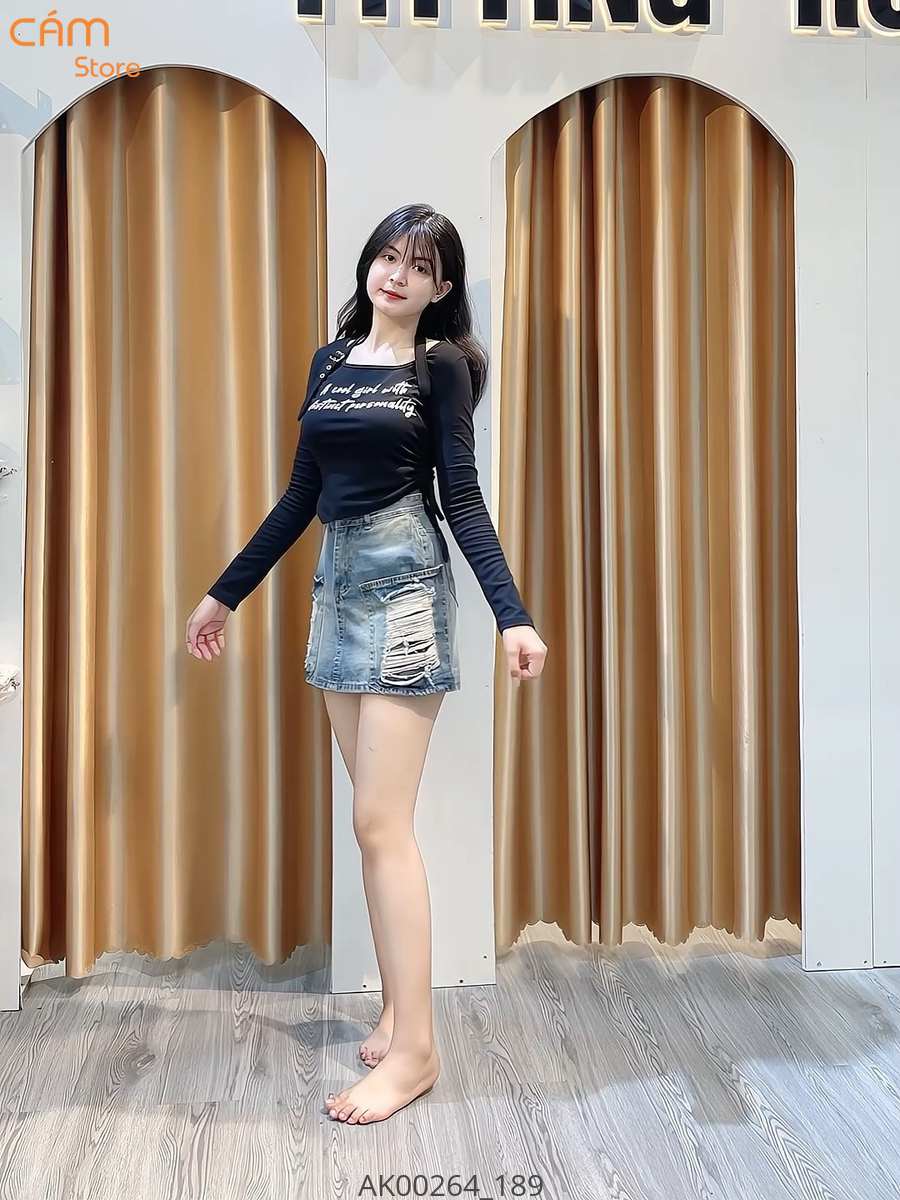 Hassy | Áo croptop tay dài cổ vuông phối đai A cool girl TK | Hassy.vn - Thời trang nữ hot trend