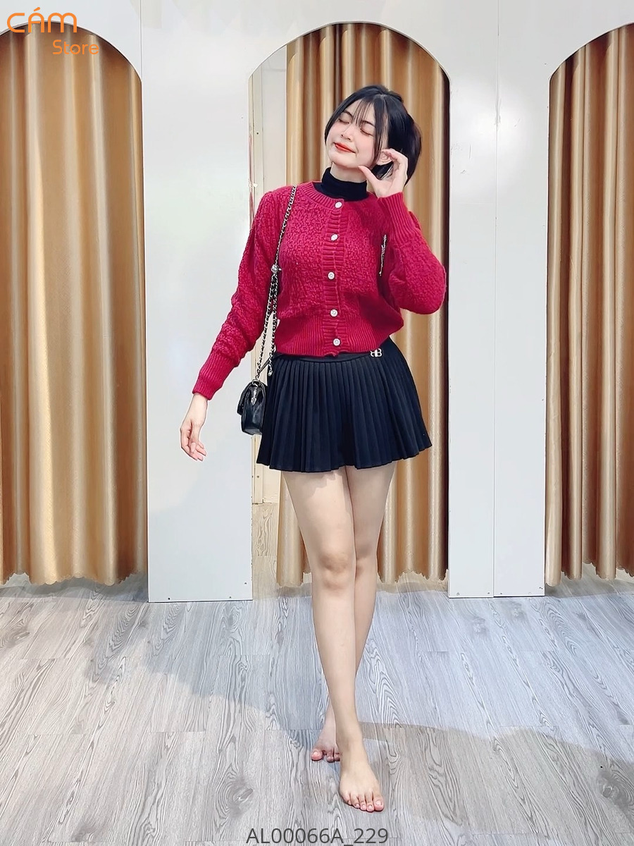 Hassy | Áo len tiểu thư cúc hoa tay bồng đính charm Chanel  | Hassy.vn - Thời trang nữ hot trend