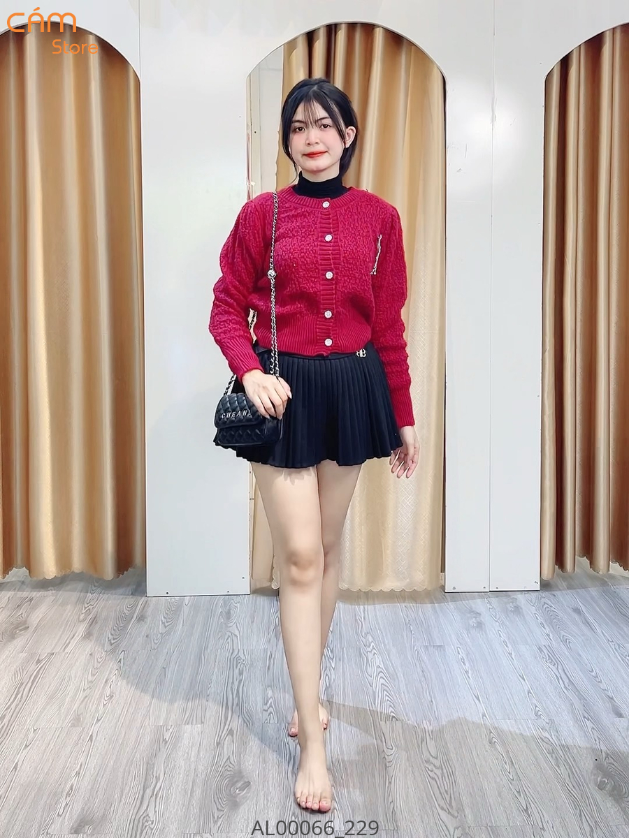 Hassy | Áo len tiểu thư cúc hoa tay bồng đính charm Chanel  | Hassy.vn - Thời trang nữ hot trend