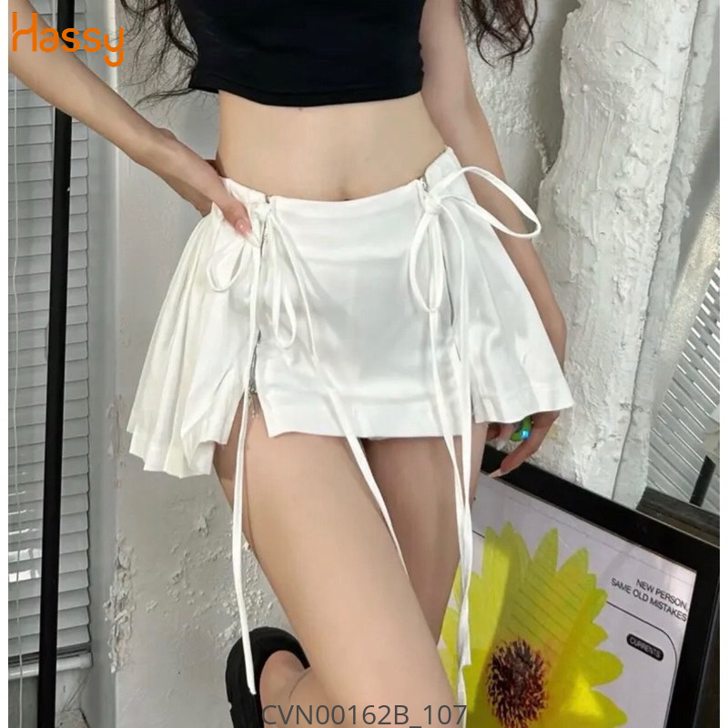 Hassy | Chân váy xẻ tà xếp ly thắt nơ trendy lưng thấp UN | Hassy.vn - Thời trang nữ hot trend