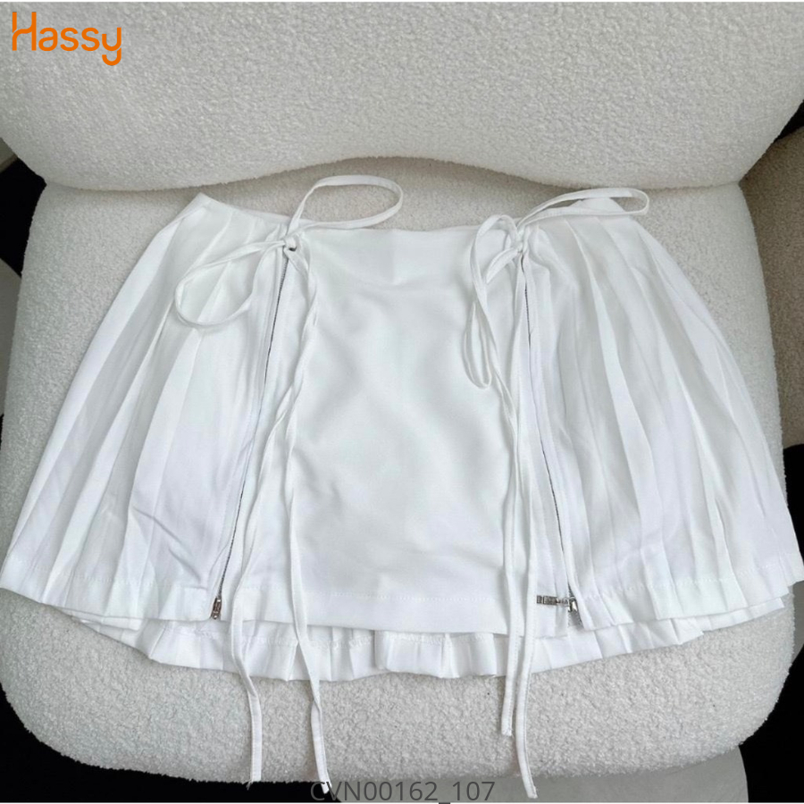 Hassy | Chân váy xẻ tà xếp ly thắt nơ trendy lưng thấp UN | Hassy.vn - Thời trang nữ hot trend