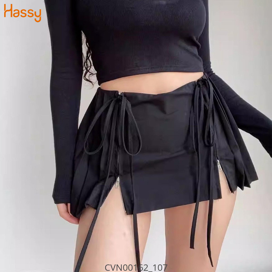 Hassy | Chân váy xẻ tà xếp ly thắt nơ trendy lưng thấp UN | Hassy.vn - Thời trang nữ hot trend