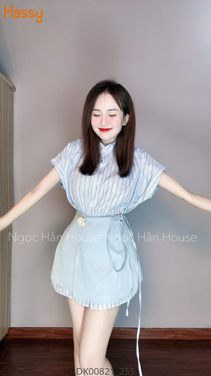 Hassy | Set đầm sơ mi kẻ sọc chân váy xanh đắp tag hoa 036 KT | Hassy.vn - Thời trang nữ hot trend