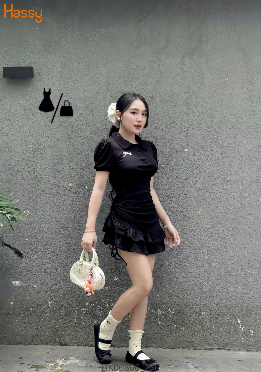 Đầm body đen thêu nơ nhún hong( 39) 