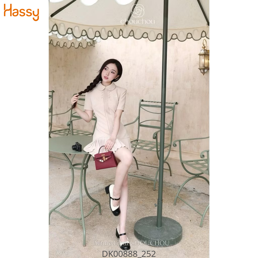 Hassy | Đầm tiểu thư tay ngắn xoè cổ bẻ thêu nơ xếp ly giữa HS | Hassy.vn - Thời trang nữ hot trend