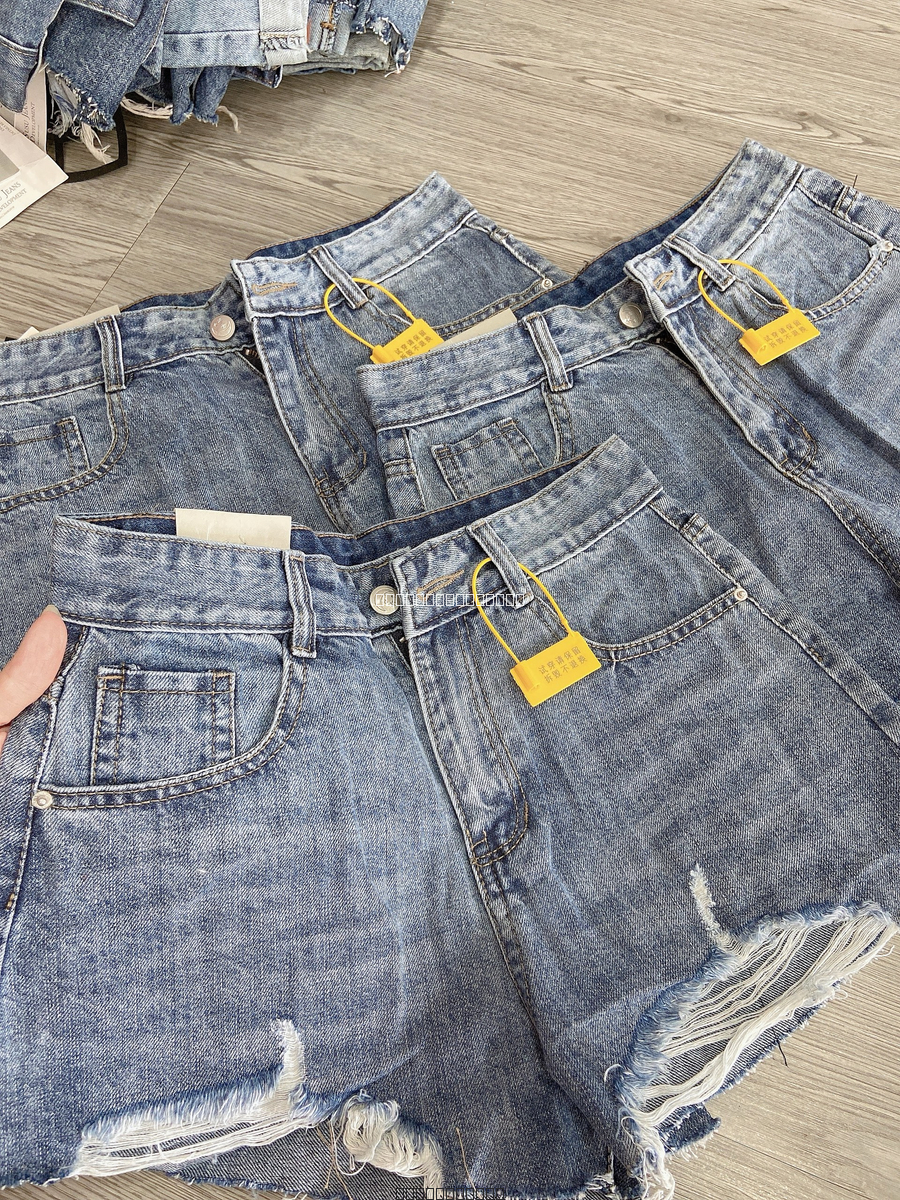 Hassy | Quần short jean QC cắt lai rách nhẹ 927 HS | Hassy.vn - Thời trang nữ hot trend