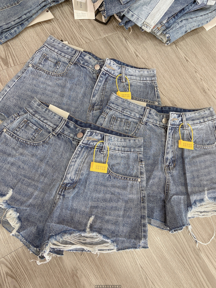 Hassy | Quần short jean QC cắt lai rách nhẹ 927 HS | Hassy.vn - Thời trang nữ hot trend