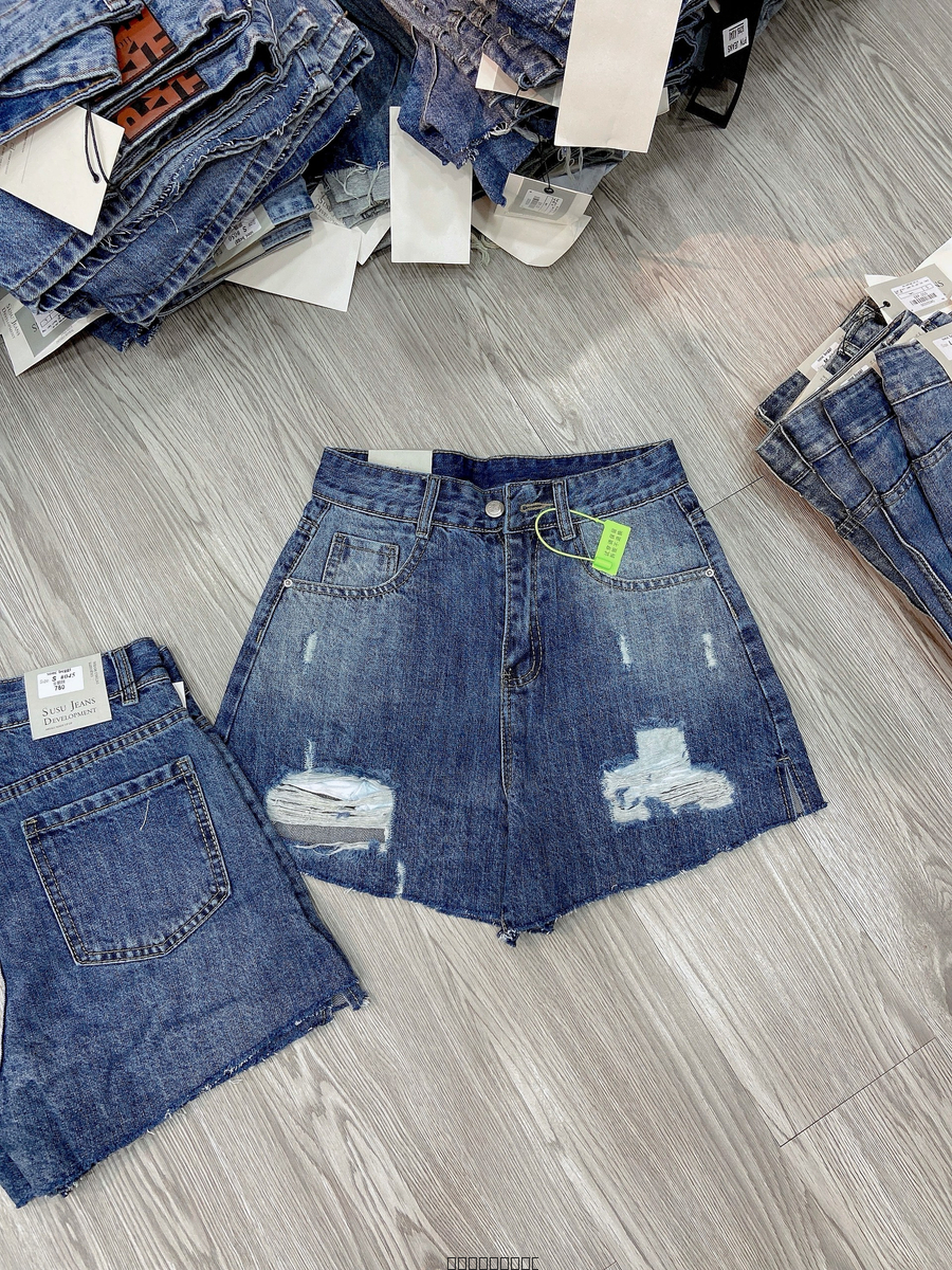 Hassy | Quần short jean QC rách hai bên loang màu 780 HS | Hassy.vn - Thời trang nữ hot trend