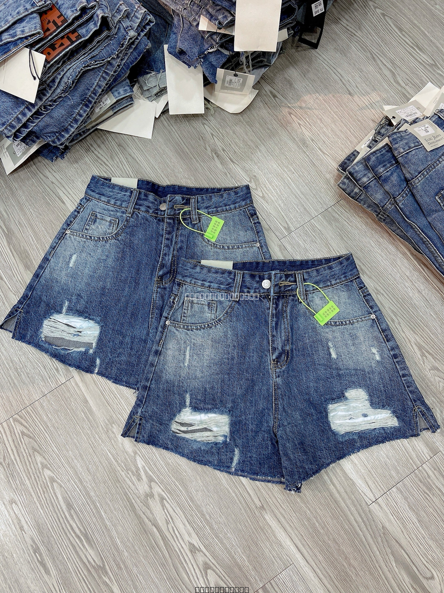 Hassy | Quần short jean QC rách hai bên loang màu 780 HS | Hassy.vn - Thời trang nữ hot trend