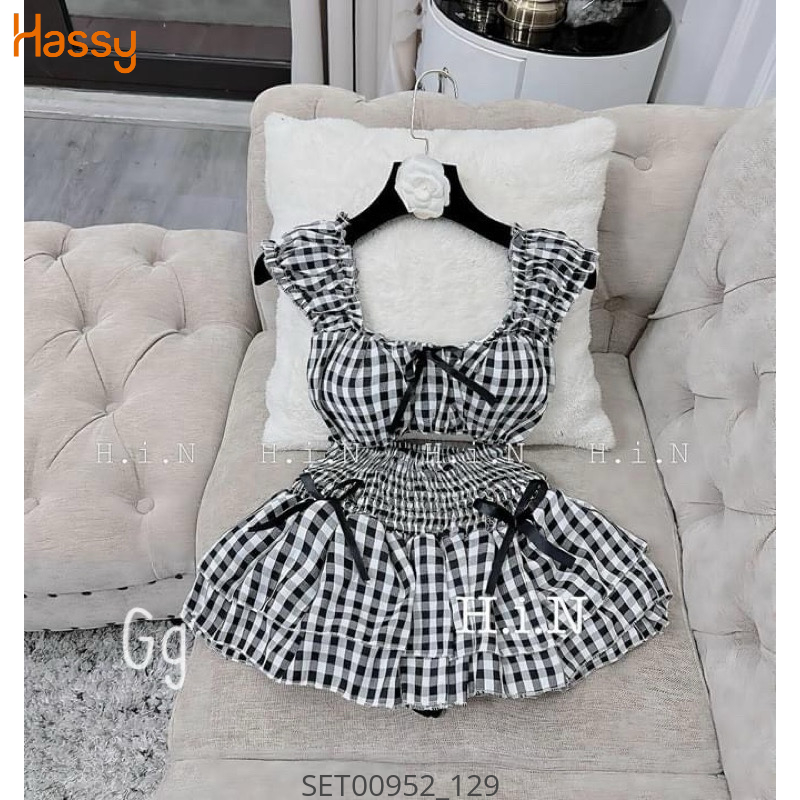 Hassy | Set trắng đen caro hai dây dún cv smocking MK | Hassy.vn - Thời trang nữ hot trend