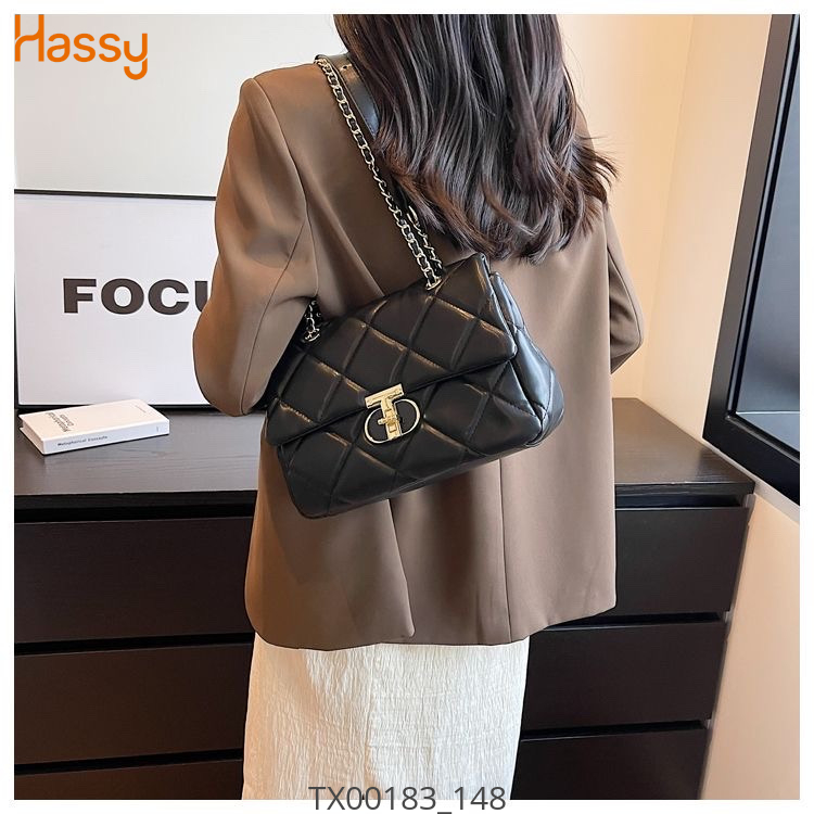 Hassy | Túi đeo chéo nữ  hoạ tiết khoá xoay TDC066 TSTHN | Hassy.vn - Thời trang nữ hot trend