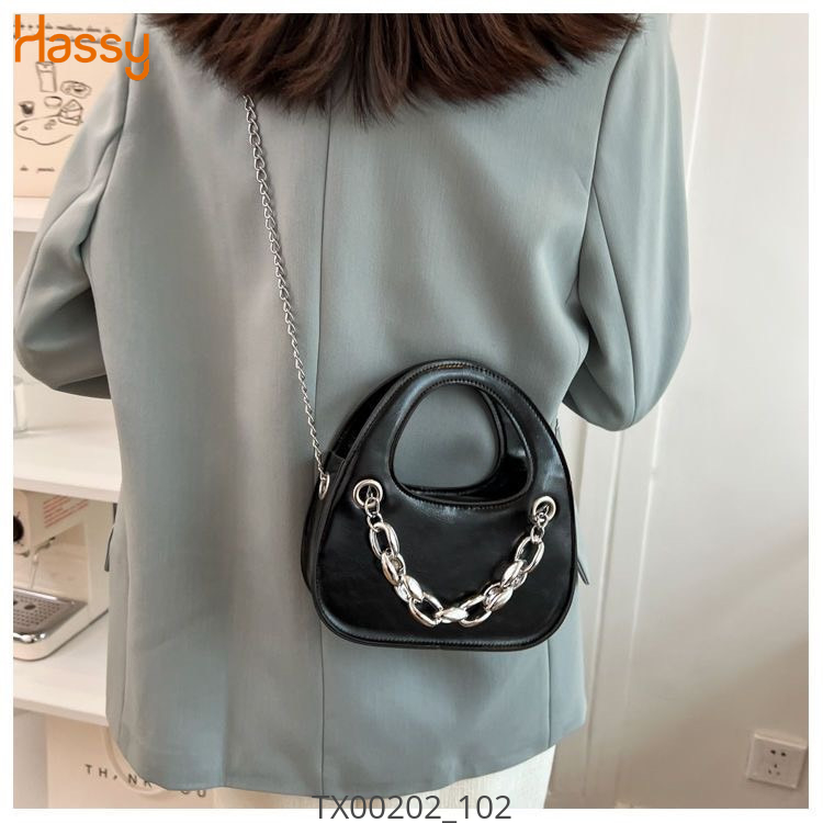 Hassy | Túi cầm tay đeo chéo dáng công sở phối xích TDC305 TSTHN | Hassy.vn - Thời trang nữ hot trend